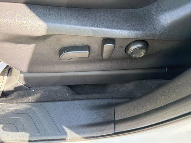Certified 2025 Subaru Ascent Limited AWD/4WD image 6