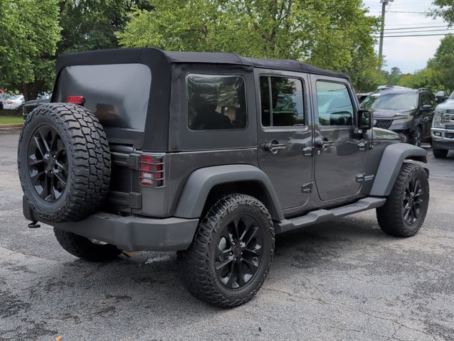 Used 2016 Jeep Wrangler Unlimited Rubicon w/ Connectivity Group AWD/4WD image 5