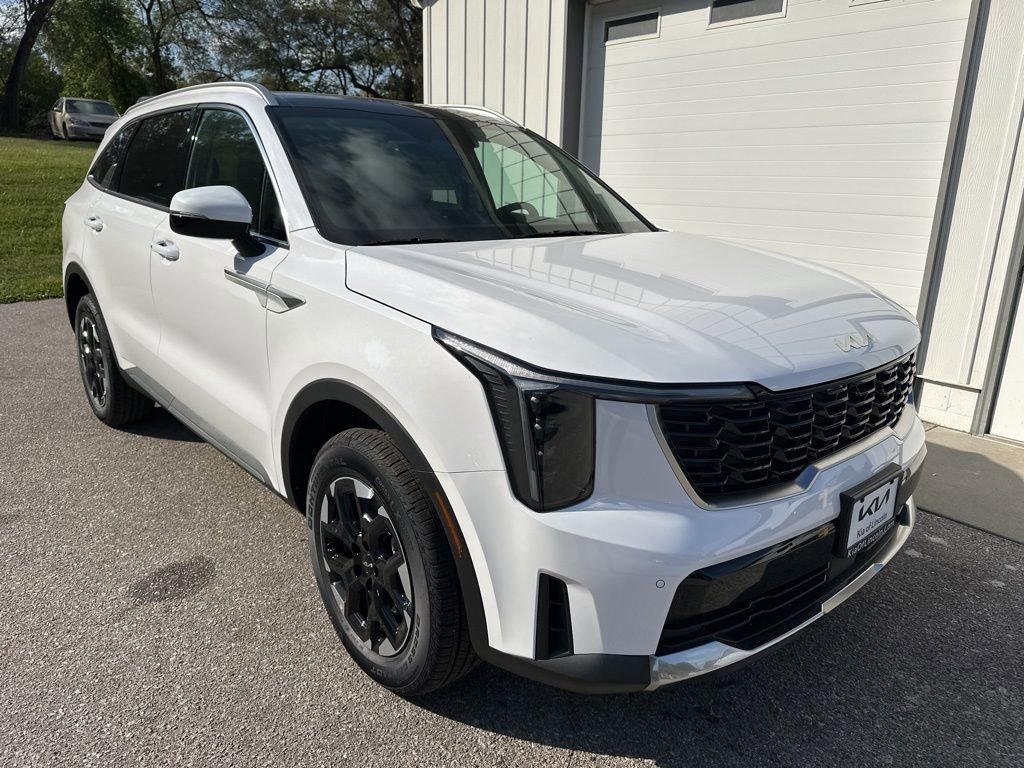 New 2026 Kia Sorento S w/ S Panoramic Sunroof Package image 3
