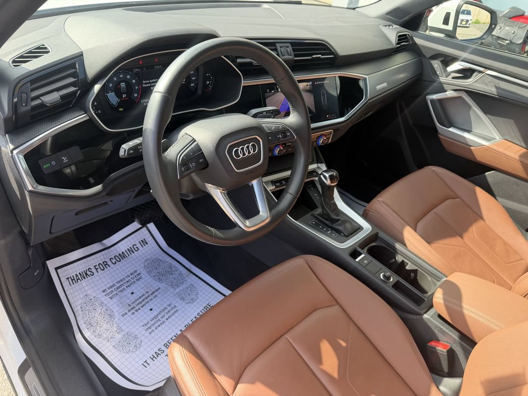 Used 2025 Audi Q3 2.0T Premium AWD/4WD image 12