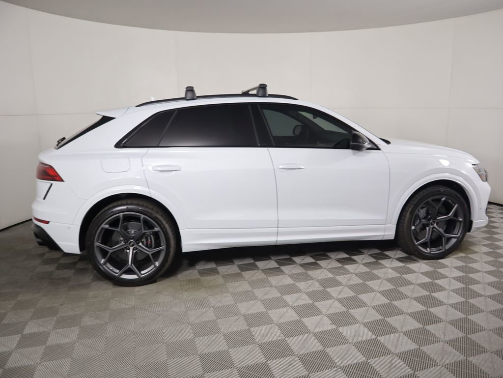 New 2025 Audi RS Q8 performance image 4