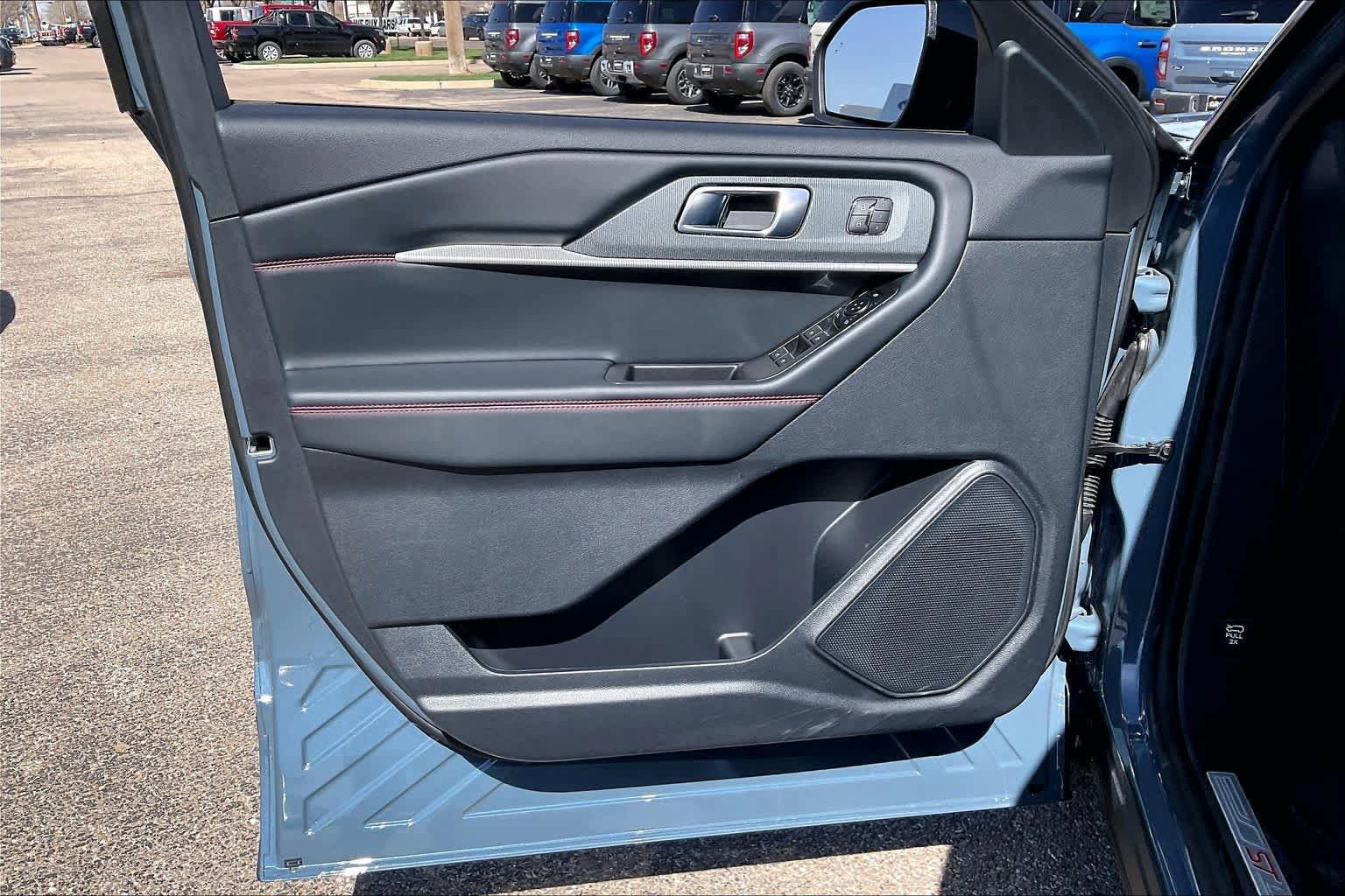 New 2026 Ford Explorer ST-Line w/ Premium Package image 10