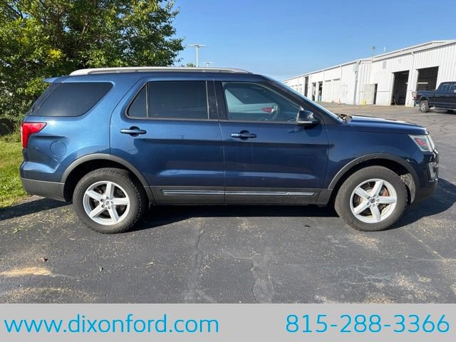 Used 2017 Ford Explorer XLT AWD/4WD image 8