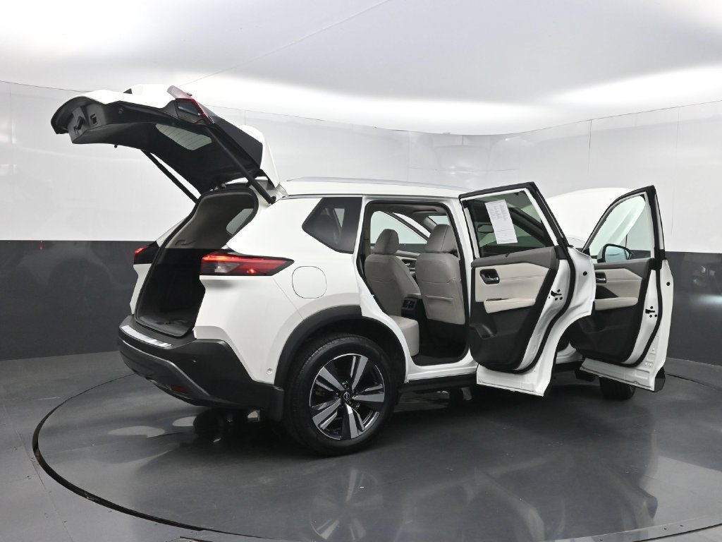 Used 2023 Nissan Rogue SL w/ SL Premium Package FWD image 41
