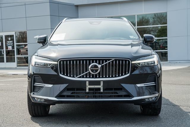 Used 2023 Volvo XC60 B5 Ultimate w/ Climate Package image 2