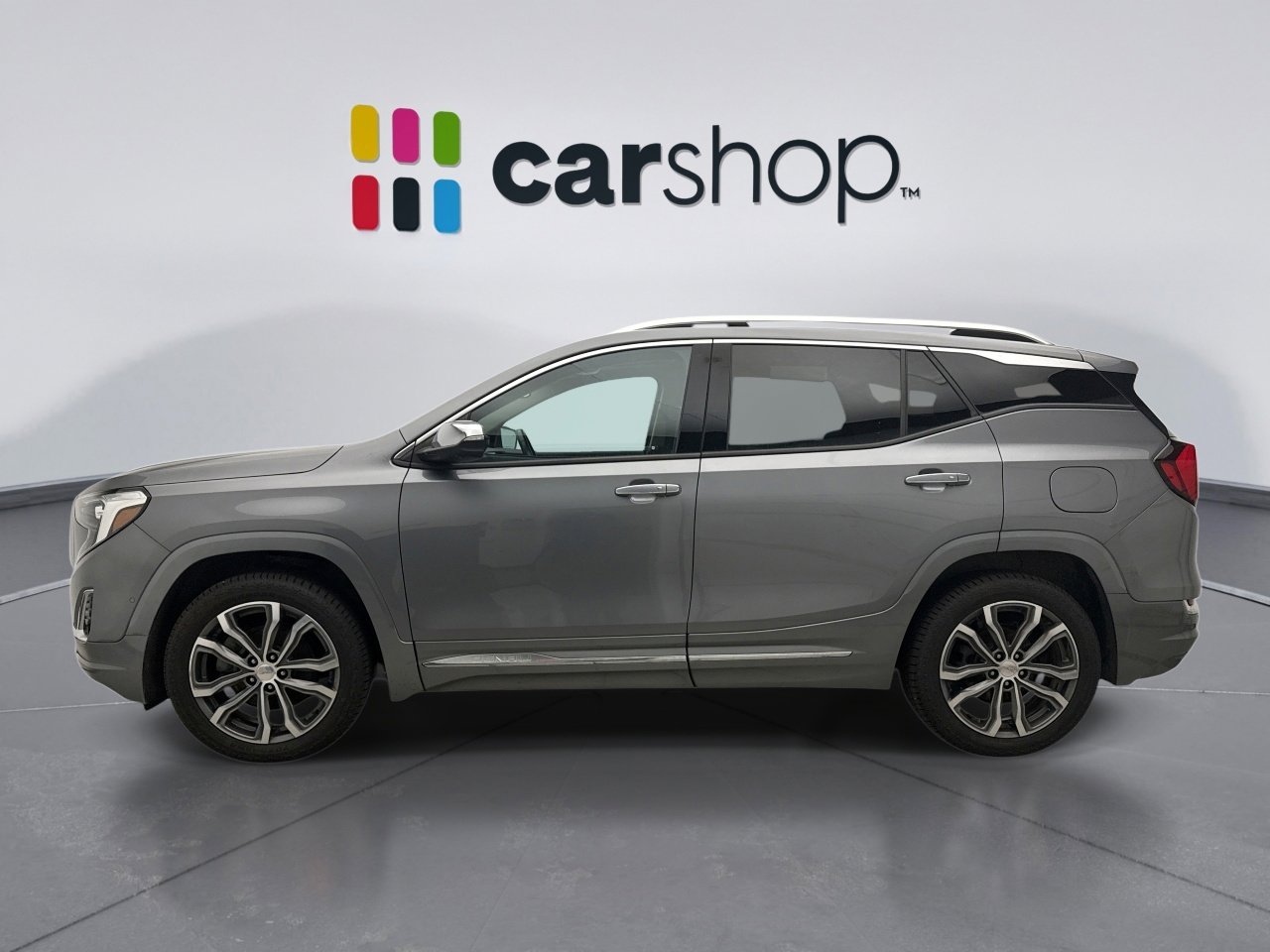 Used 2020 GMC Terrain Denali w/ Denali Premium Package image 2