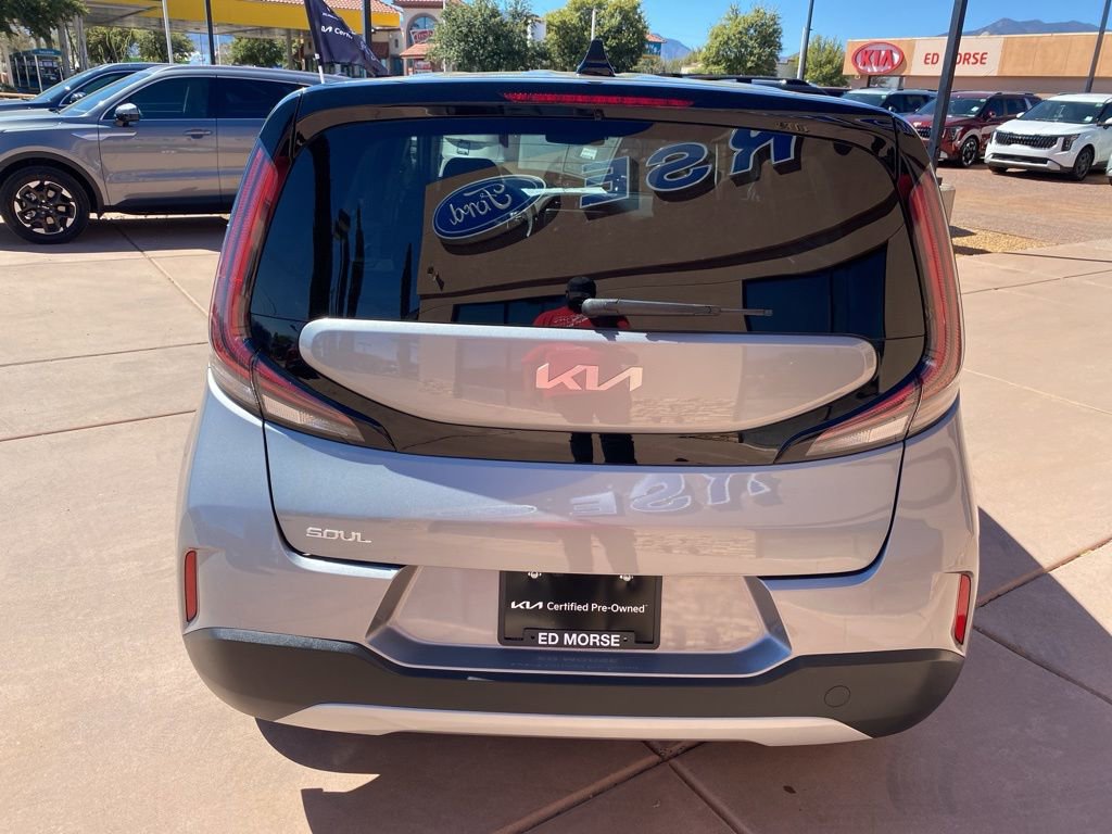 Certified 2025 Kia Soul LX image 6