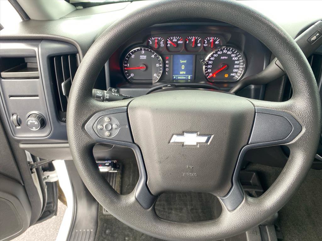 Used 2018 Chevrolet Silverado 1500 Custom w/ Custom Value Package image 10