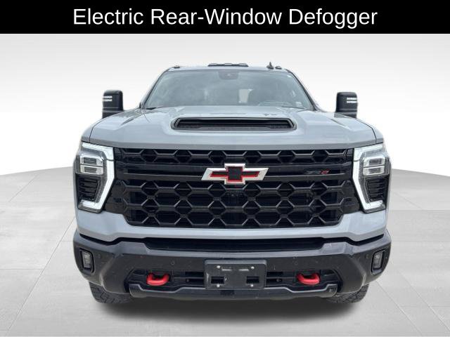 Certified 2025 Chevrolet Silverado 2500 ZR2 w/ Technology Package AWD/4WD image 9