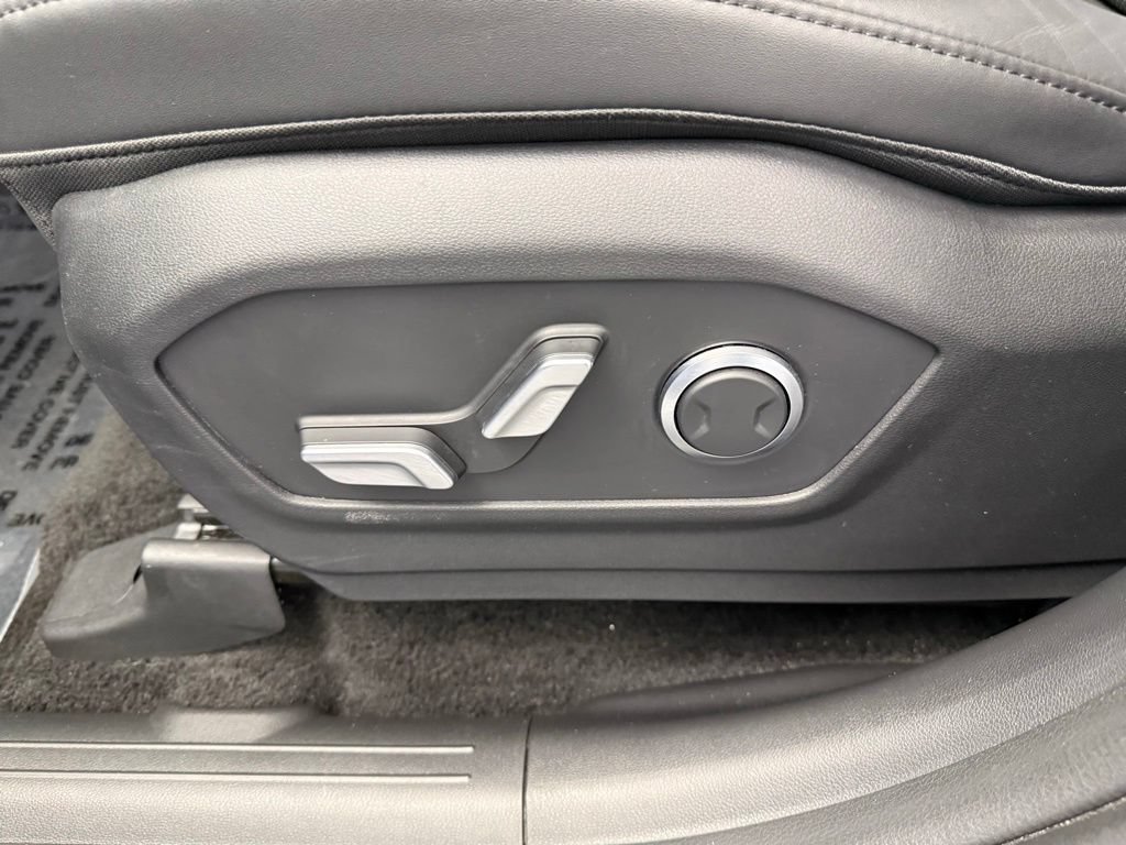 Used 2026 Hyundai Santa Fe SEL FWD image 55
