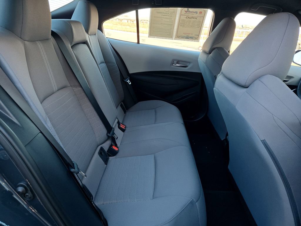 Certified 2025 Toyota Corolla SE image 29