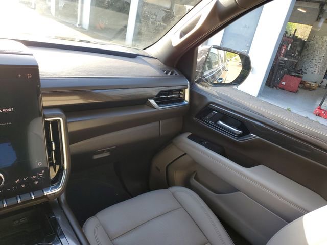 Used 2025 GMC Yukon Elevation w/ Technology Package image 14