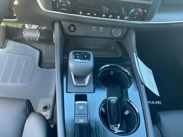 New 2026 Nissan Rogue SV image 13