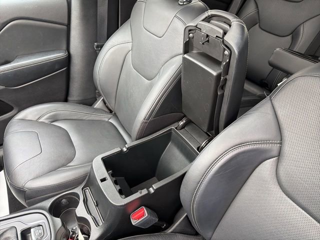 Used 2021 Jeep Cherokee Latitude Lux 80th Anniv w/ Quick Order Package 26U 80TH image 22