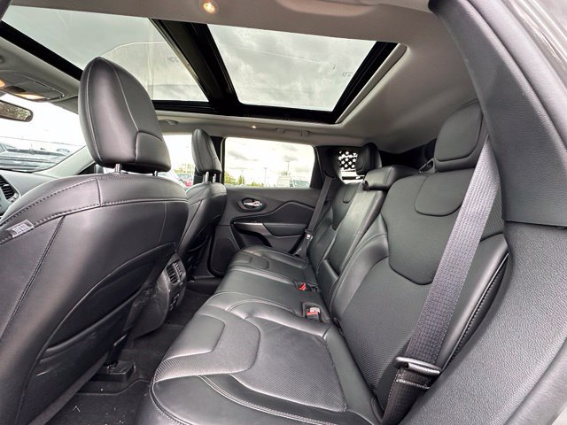 Used 2020 Jeep Cherokee Latitude Lux w/ Quick Order Package 26H Lux FWD image 15
