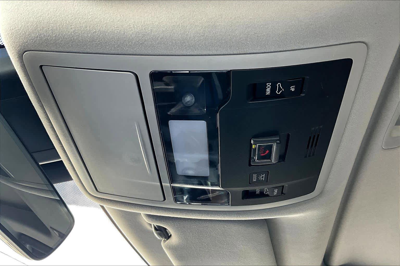 Used 2021 Lexus RX 350 FWD w/ Premium Package image 32