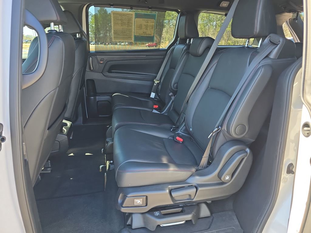 Used 2025 Honda Odyssey Sport-L image 19