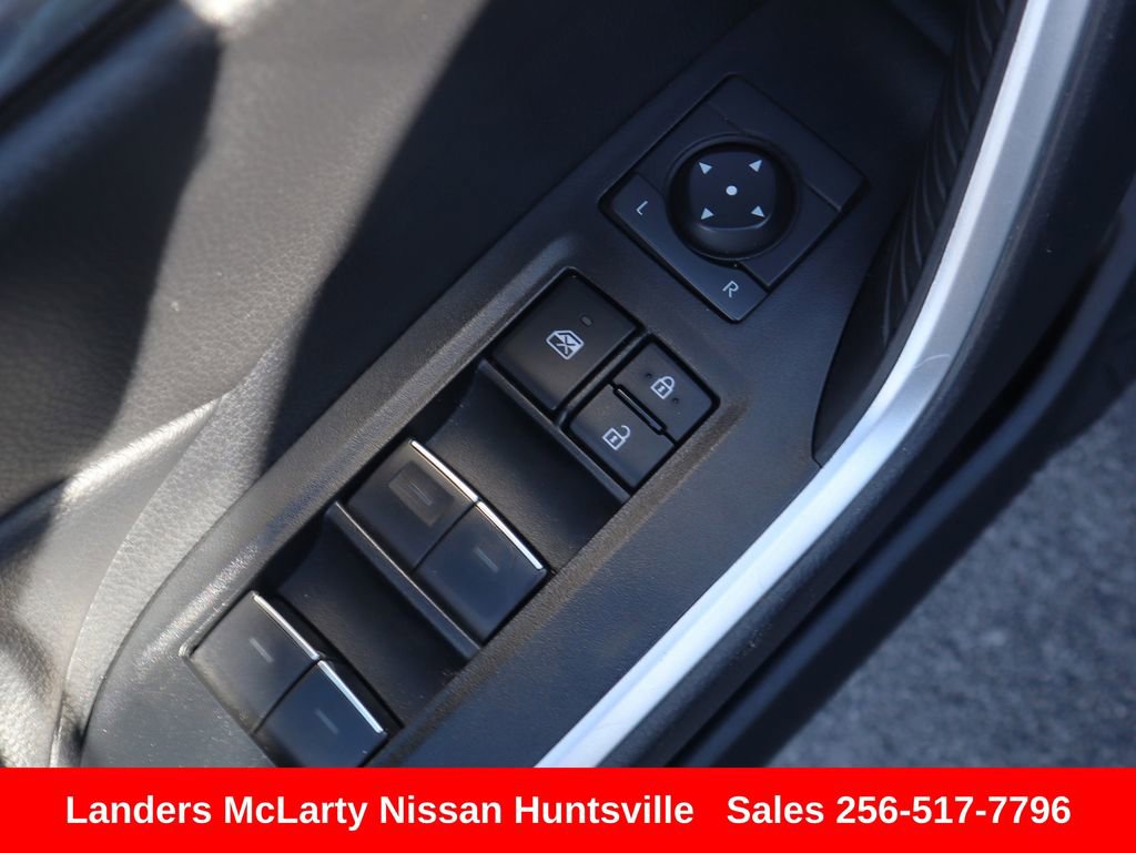 Used 2024 Toyota RAV4 XLE image 17