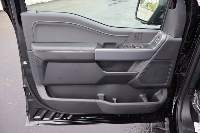 New 2025 Ford F150 XLT w/ Equipment Group 302A MID image 24