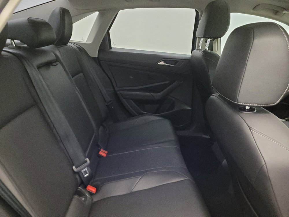Used 2020 Volkswagen Jetta SE FWD image 19
