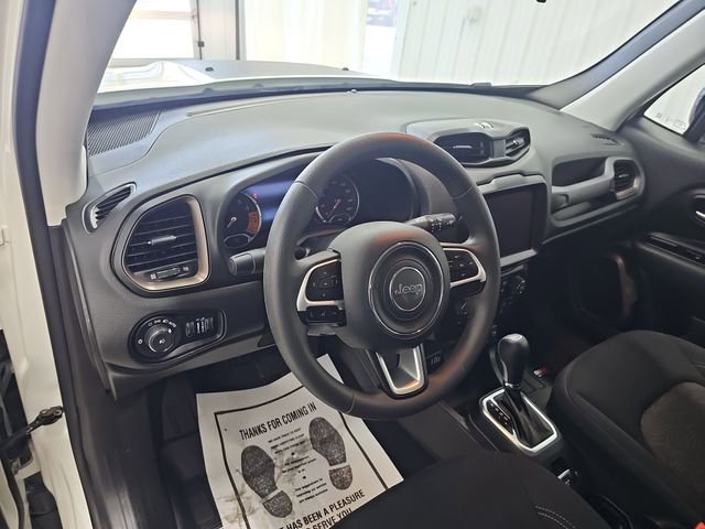 Used 2023 Jeep Renegade Latitude AWD/4WD image 37