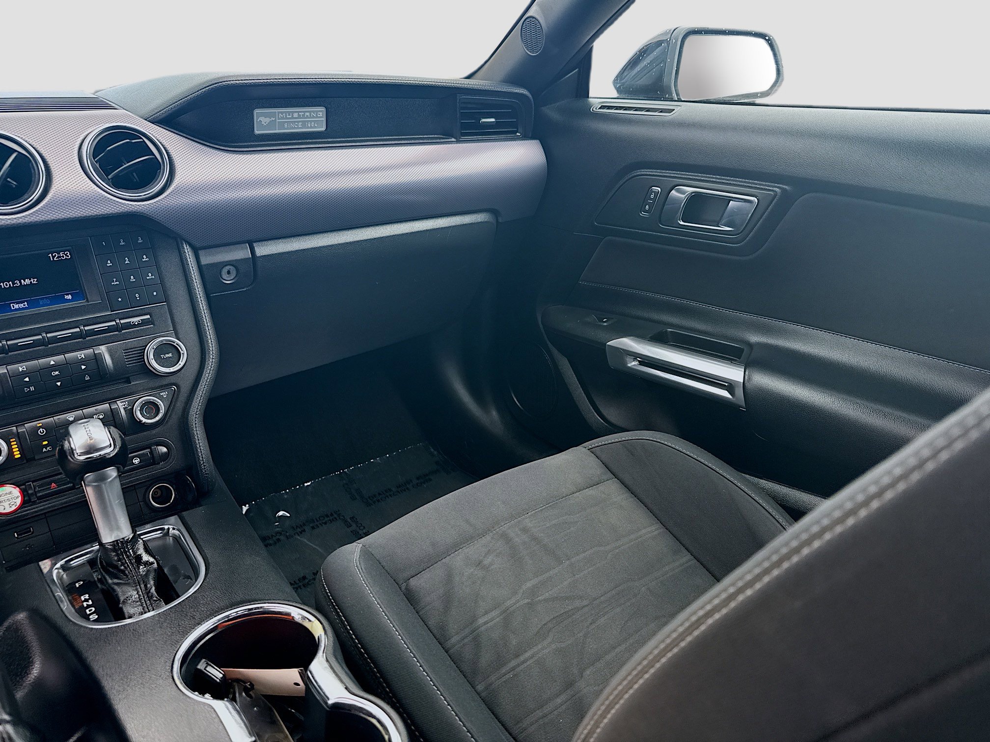Used 2017 Ford Mustang EcoBoost image 21