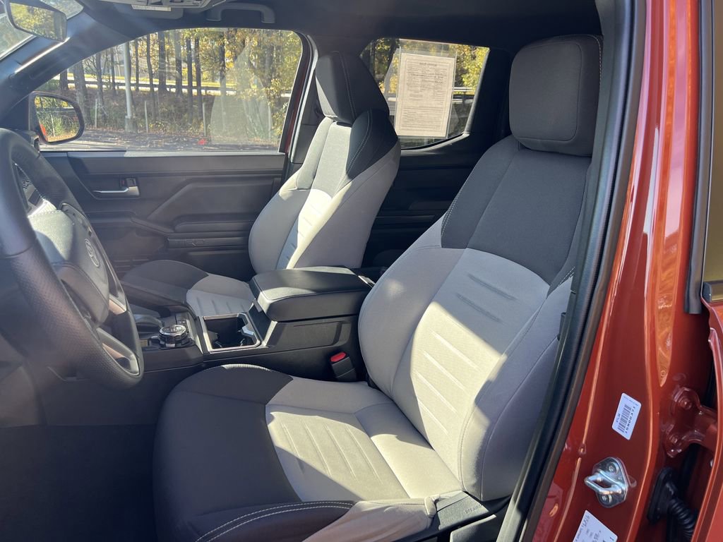 Used 2025 Toyota Tacoma TRD Off-Road image 14