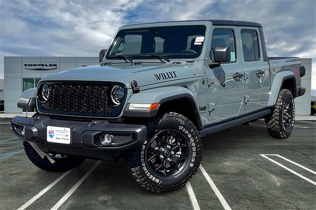 New 2025 Jeep Gladiator Willys
