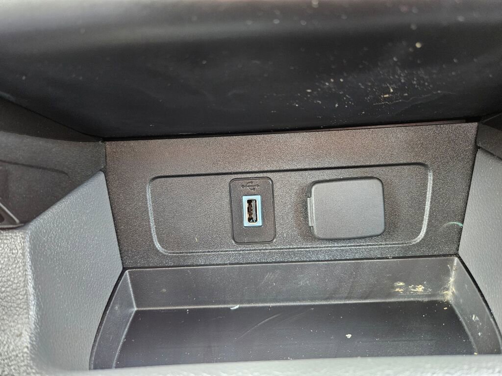 Used 2017 Ford Escape Titanium image 26