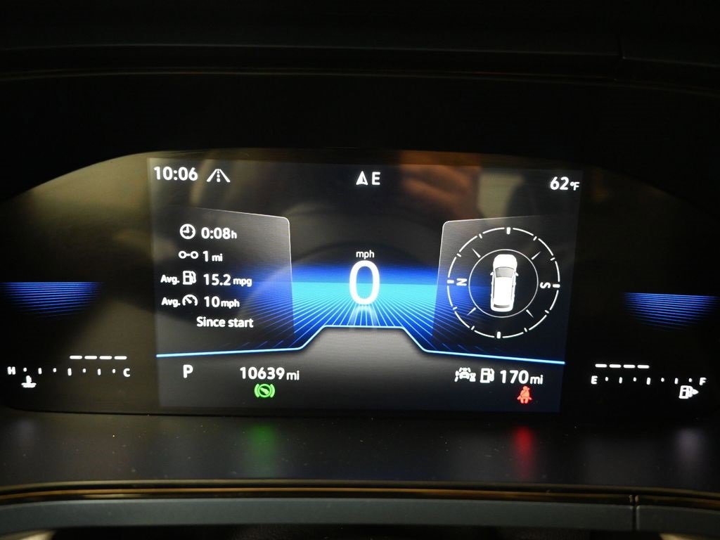 Certified 2024 Volkswagen Taos SE image 30