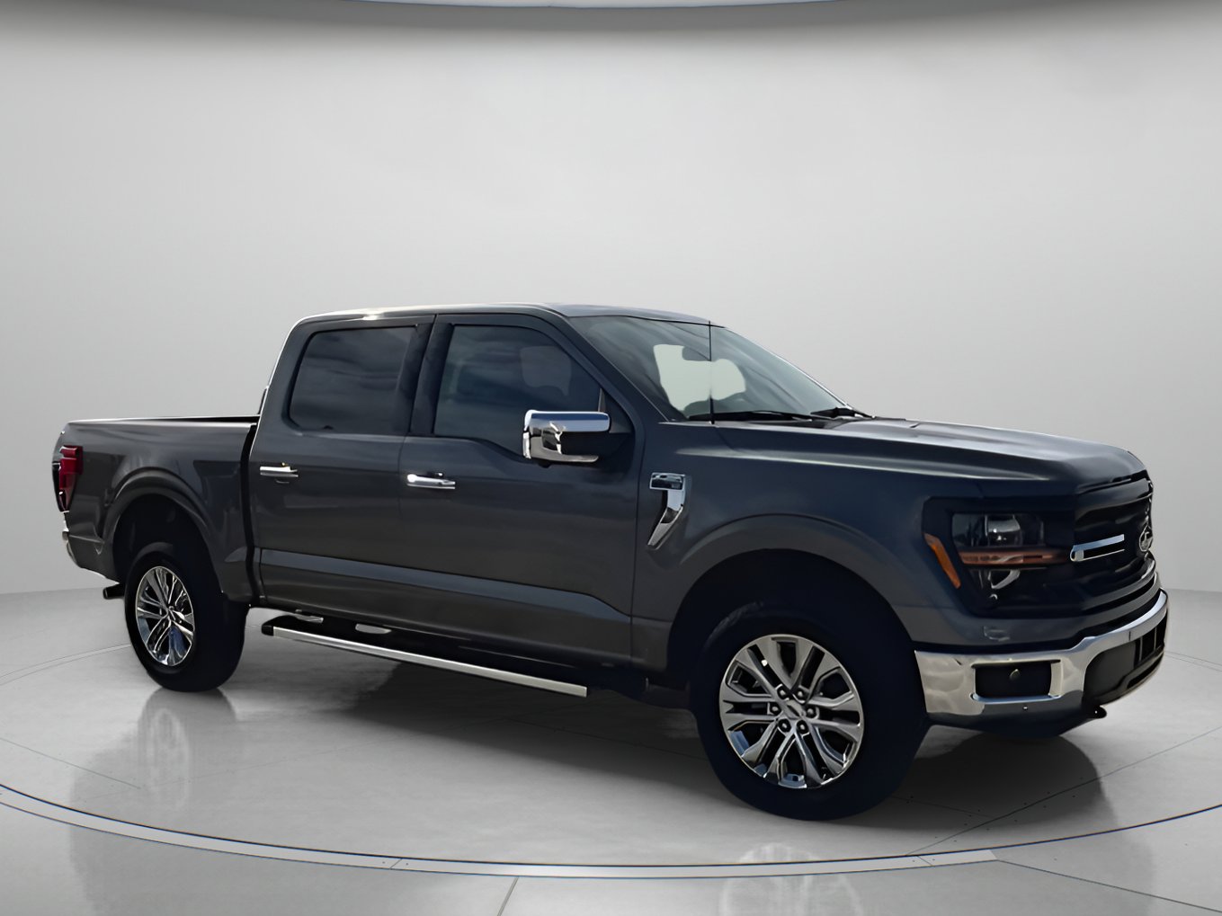 New 2025 Ford F150 XLT w/ Equipment Group 302A MID image 2