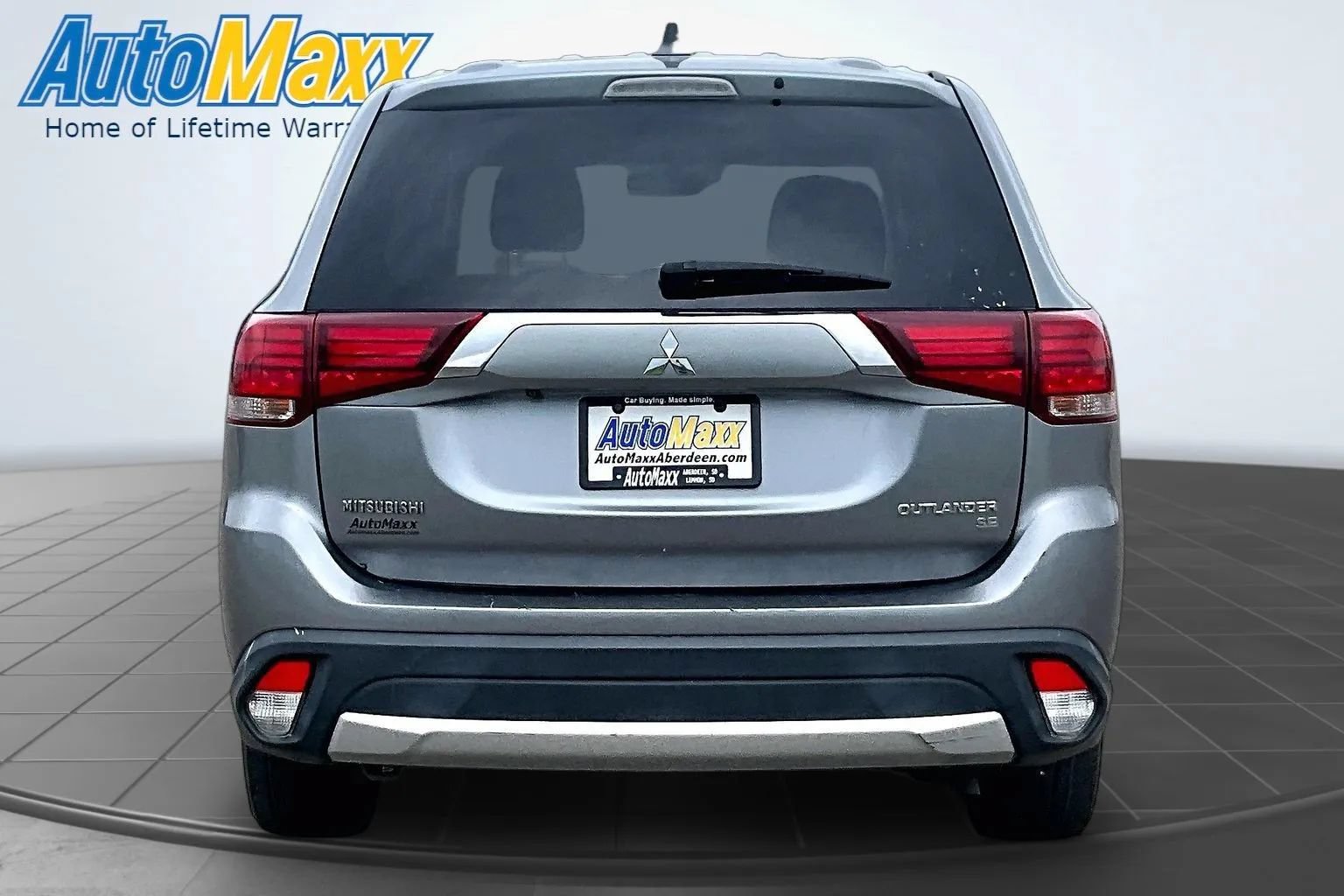 Used 2018 Mitsubishi Outlander SE AWD/4WD image 7