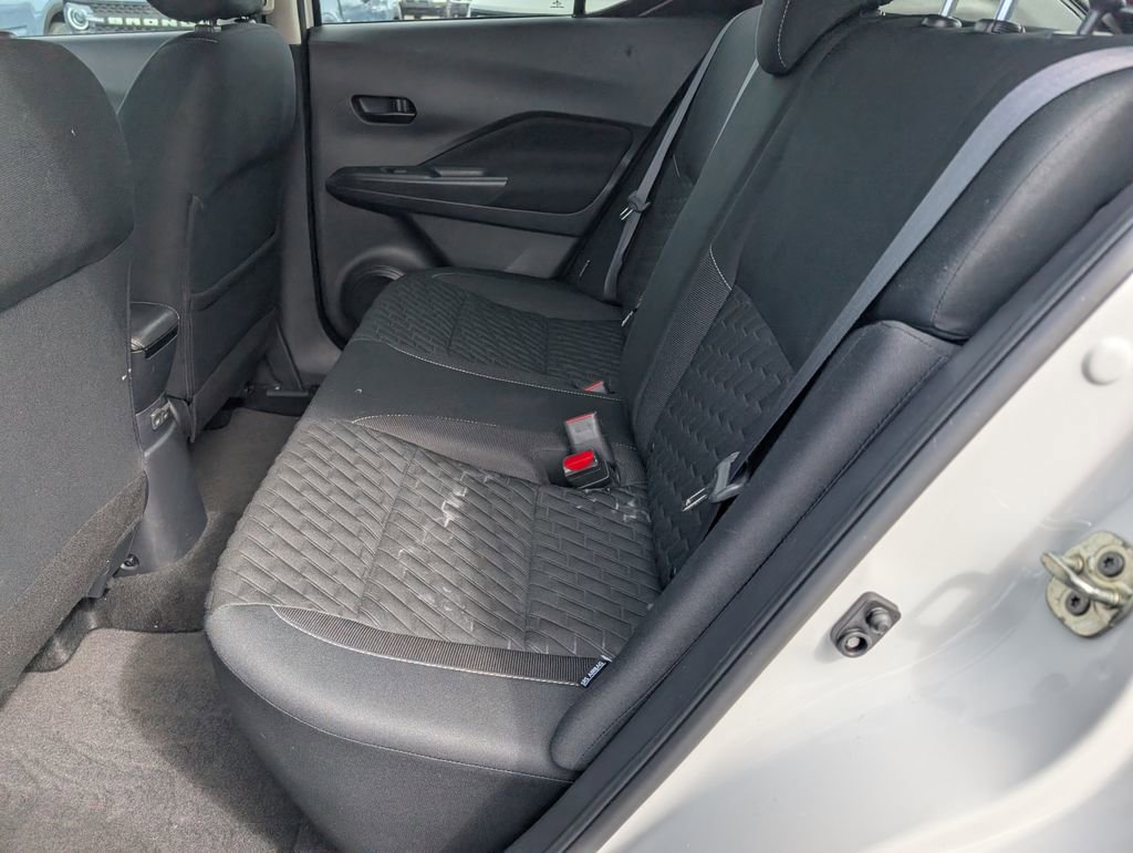 Used 2021 Nissan Kicks S image 10