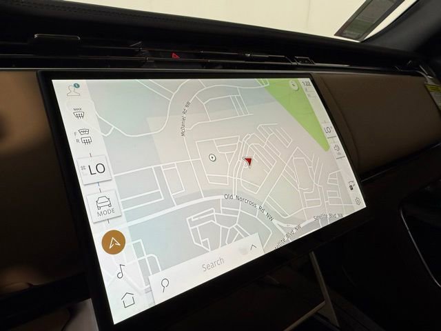 New 2025 Land Rover Range Rover SE image 17