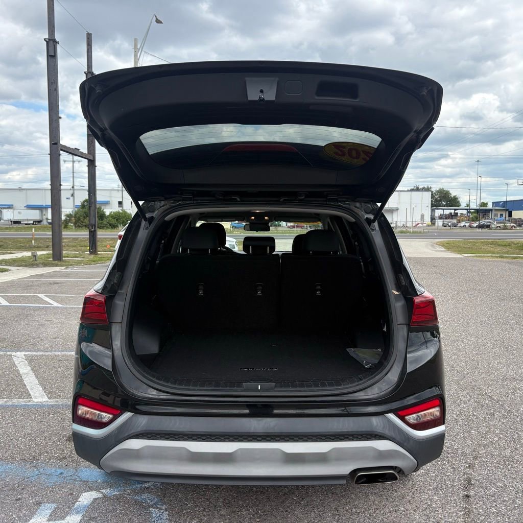 Used 2020 Hyundai Santa Fe SE FWD image 13