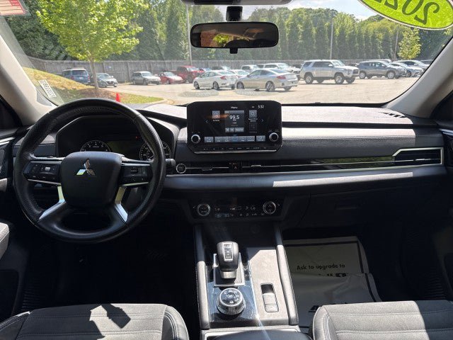 Used 2022 Mitsubishi Outlander SE AWD/4WD image 34