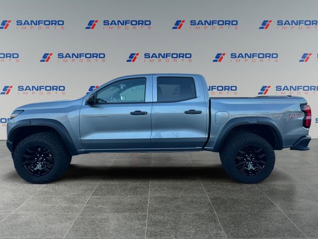 Used 2024 Chevrolet Colorado Trail Boss w/ Safety Package image 2