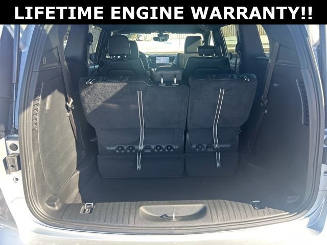 New 2026 Chrysler Pacifica Select w/ S Appearance Package image 38
