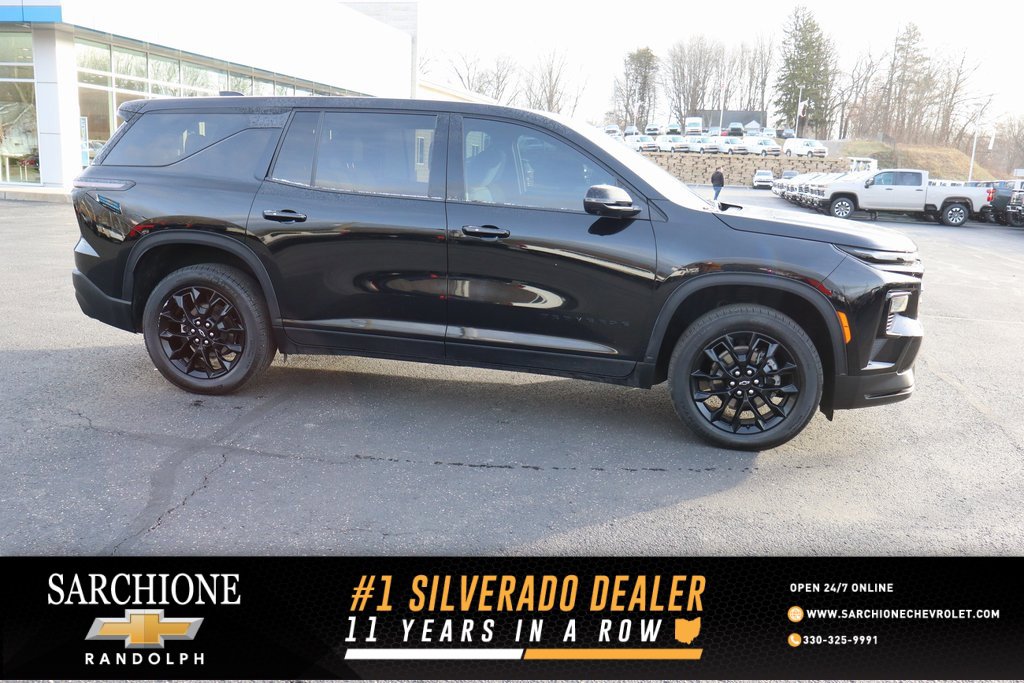 Used 2024 Chevrolet Traverse LS w/ Midnight/Sport Edition
