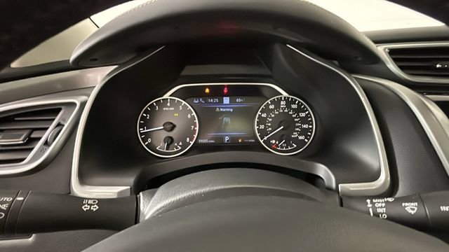 Used 2024 Nissan Murano SV AWD/4WD image 18