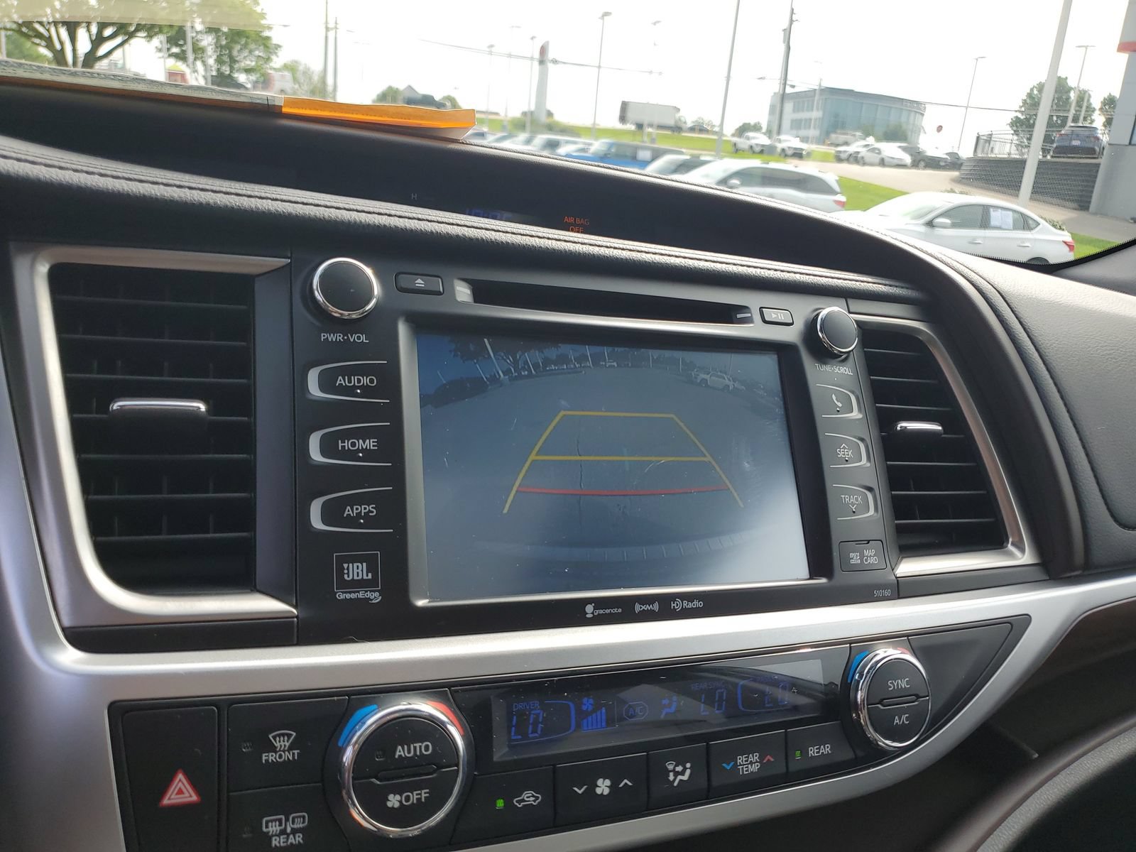 Used 2016 Toyota Highlander Limited Platinum AWD/4WD image 29