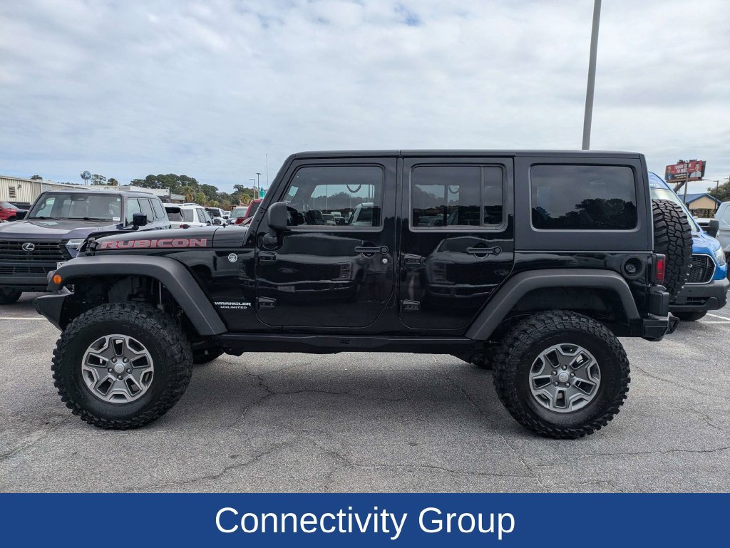 Used 2014 Jeep Wrangler Unlimited Rubicon w/ Connectivity Group AWD/4WD image 7