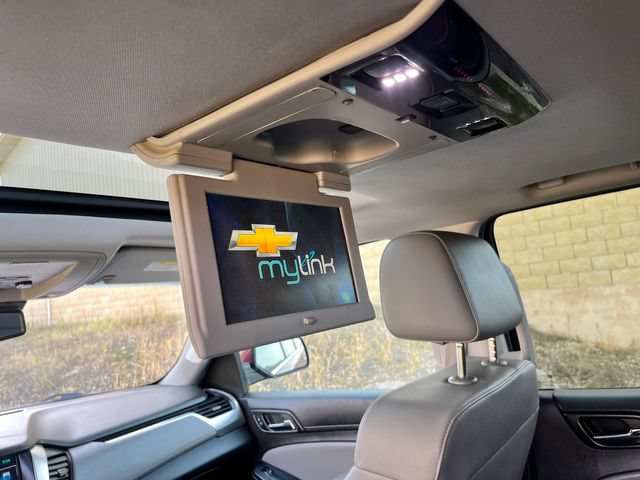Used 2016 Chevrolet Suburban LT w/ Luxury Package AWD/4WD image 9