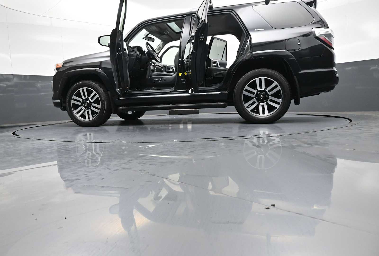 Certified 2019 Toyota 4Runner Limited AWD/4WD image 51