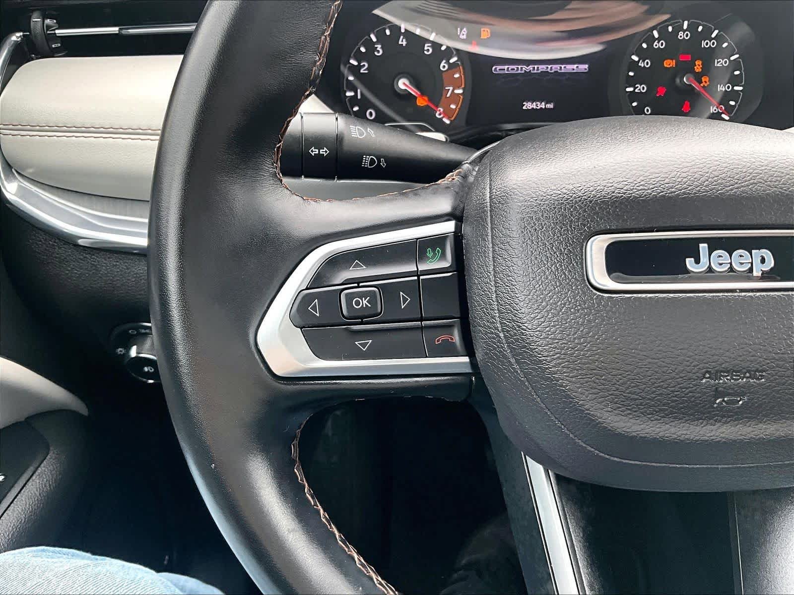 Used 2022 Jeep Compass Limited AWD/4WD image 23