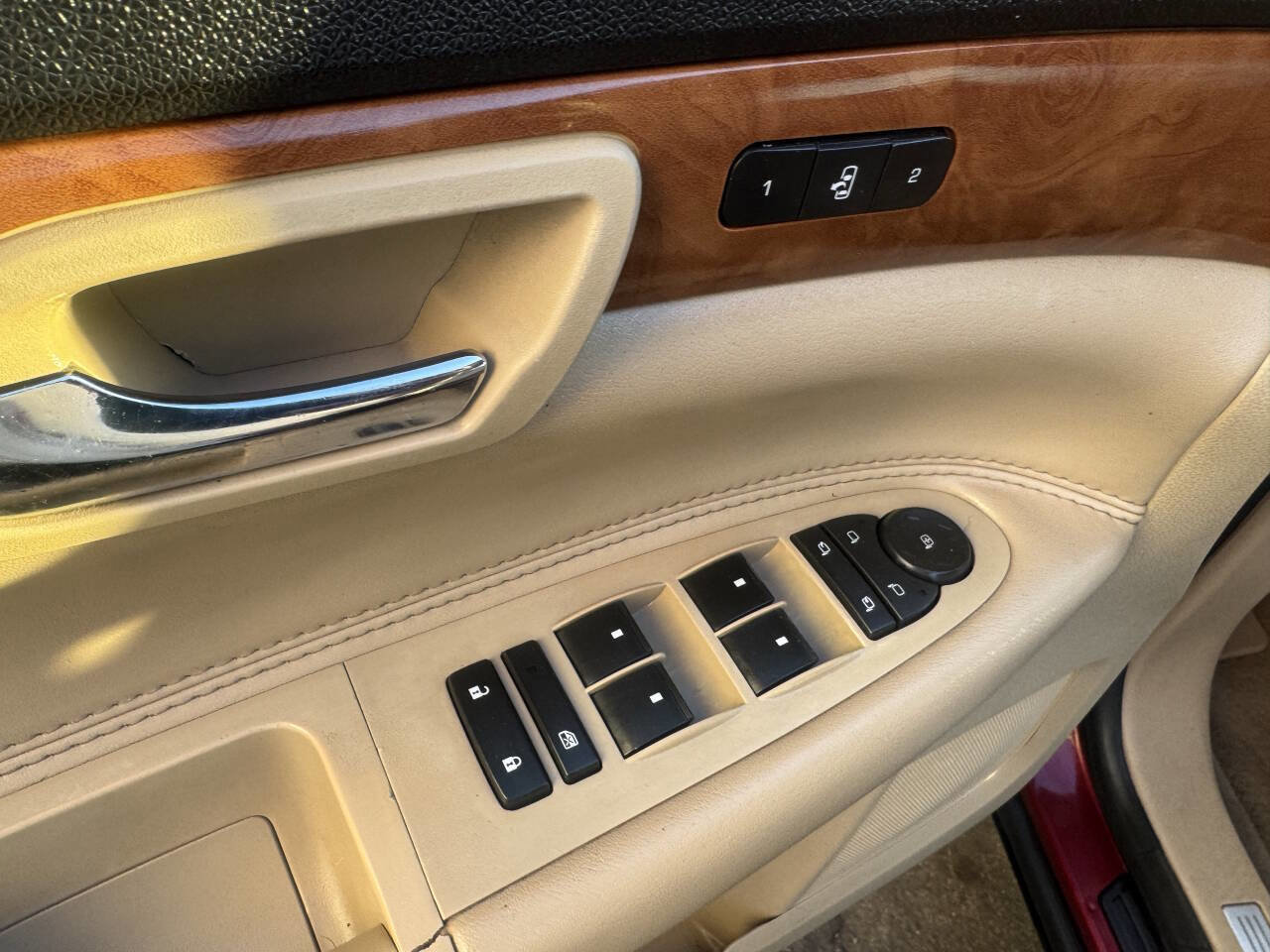 Used 2008 Saturn Outlook XR w/ Luxury Package image 16