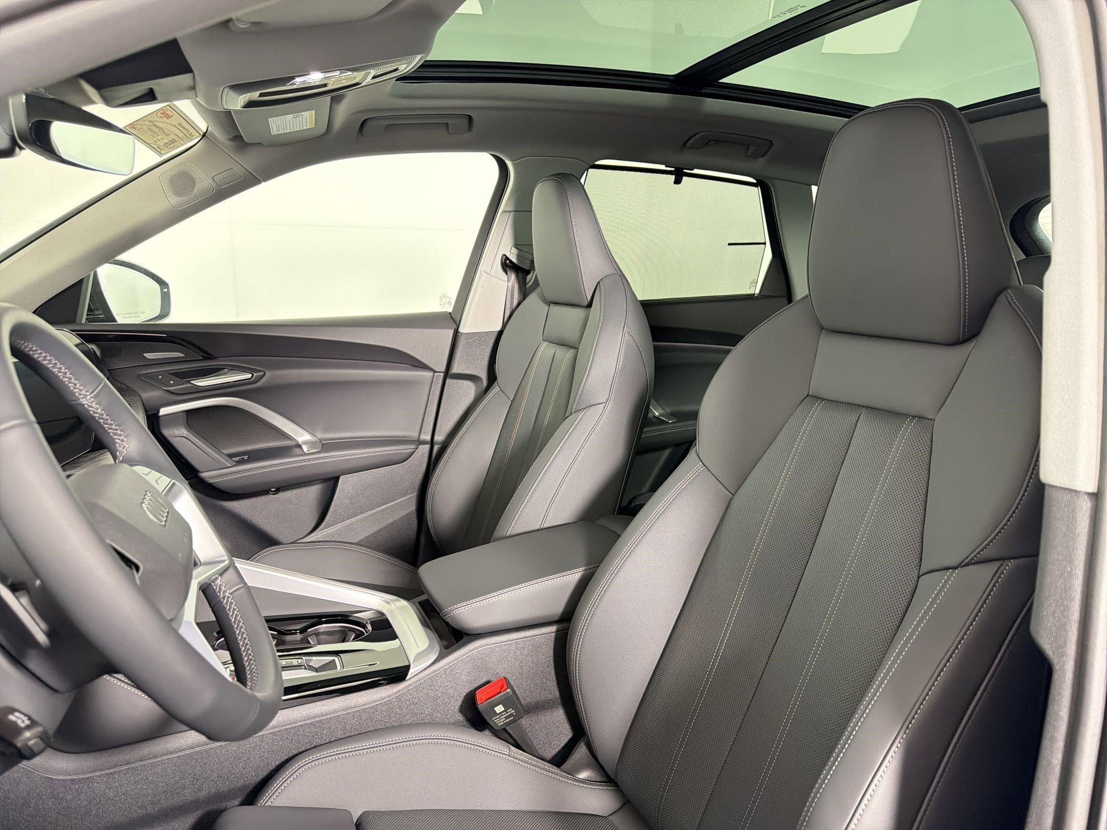 New 2025 Audi Q5 Premium Plus AWD/4WD image 23