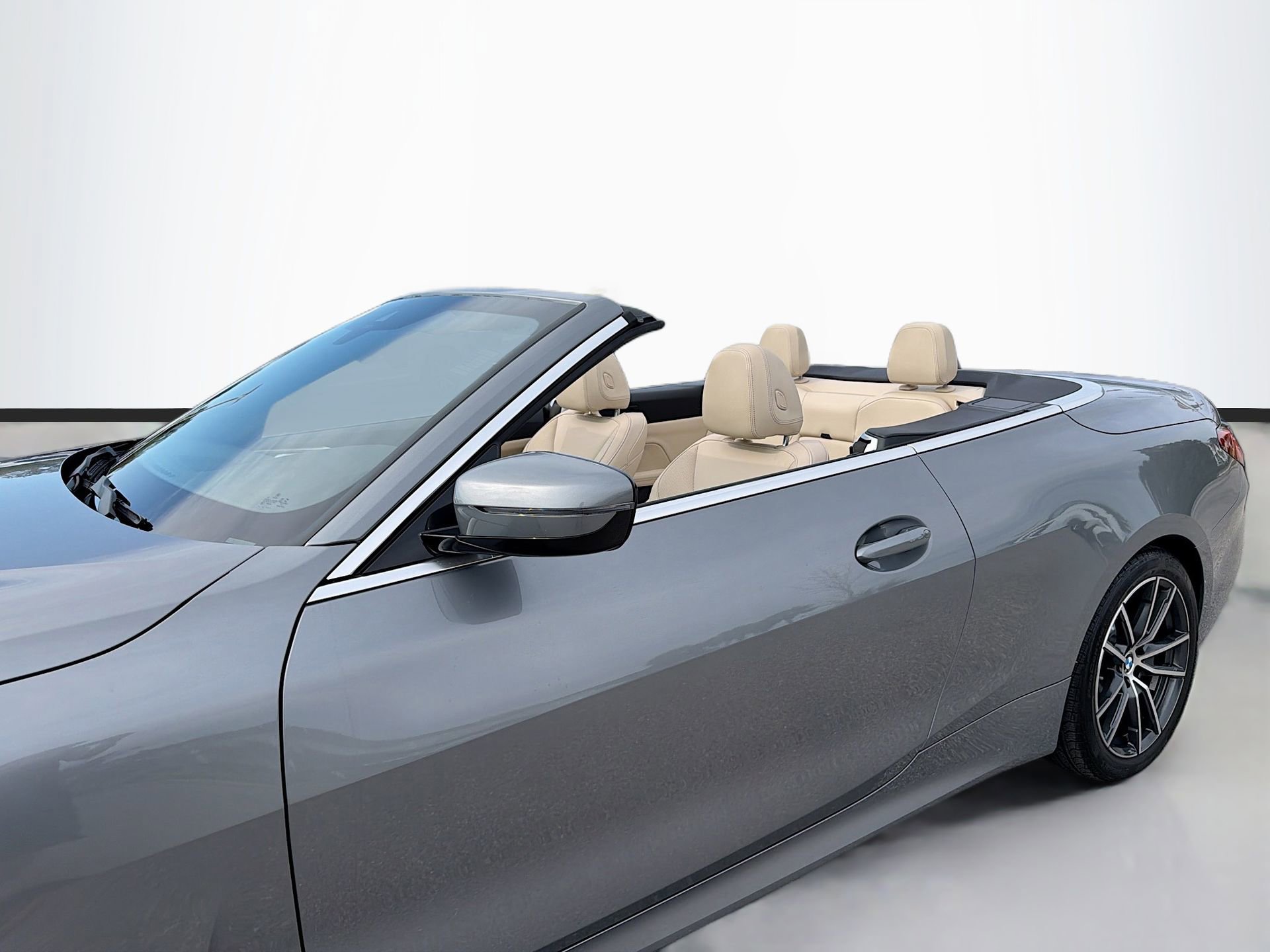 Used 2023 BMW 430i Convertible w/ Convenience Package image 27