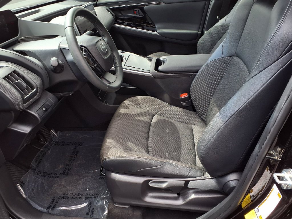 Certified 2023 Toyota bZ4X AWD image 19