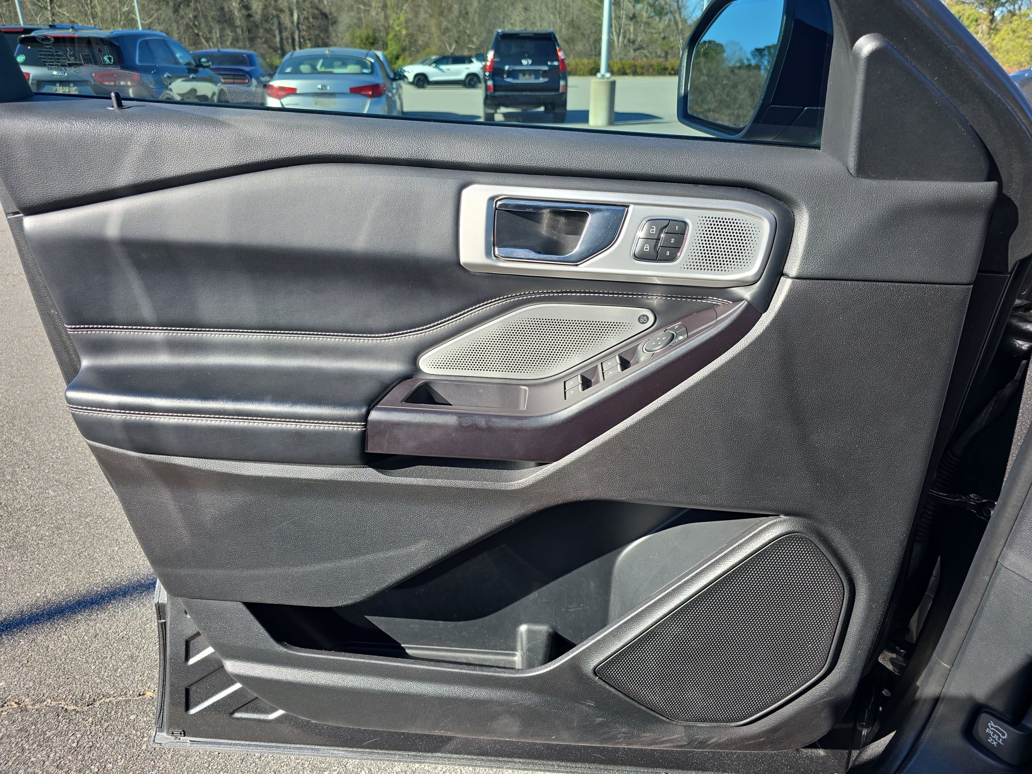 Used 2020 Ford Explorer ST w/ ST Street Pack image 26